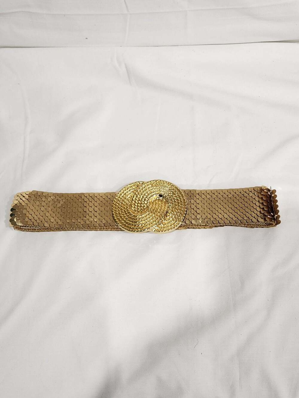 Vintage Gold Tone Metallic Fish Scale Elastic Stretch Belt with Ornate Buckle Na